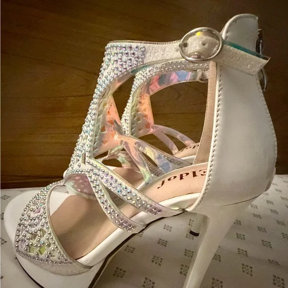 Elegant White Rhinestone Heels - Picture 2 of 4